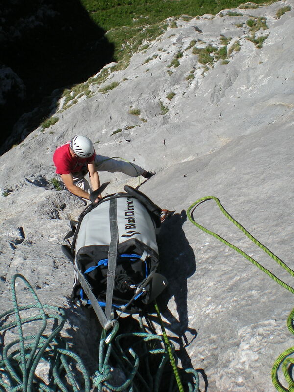 Advanced multipitch climbing course